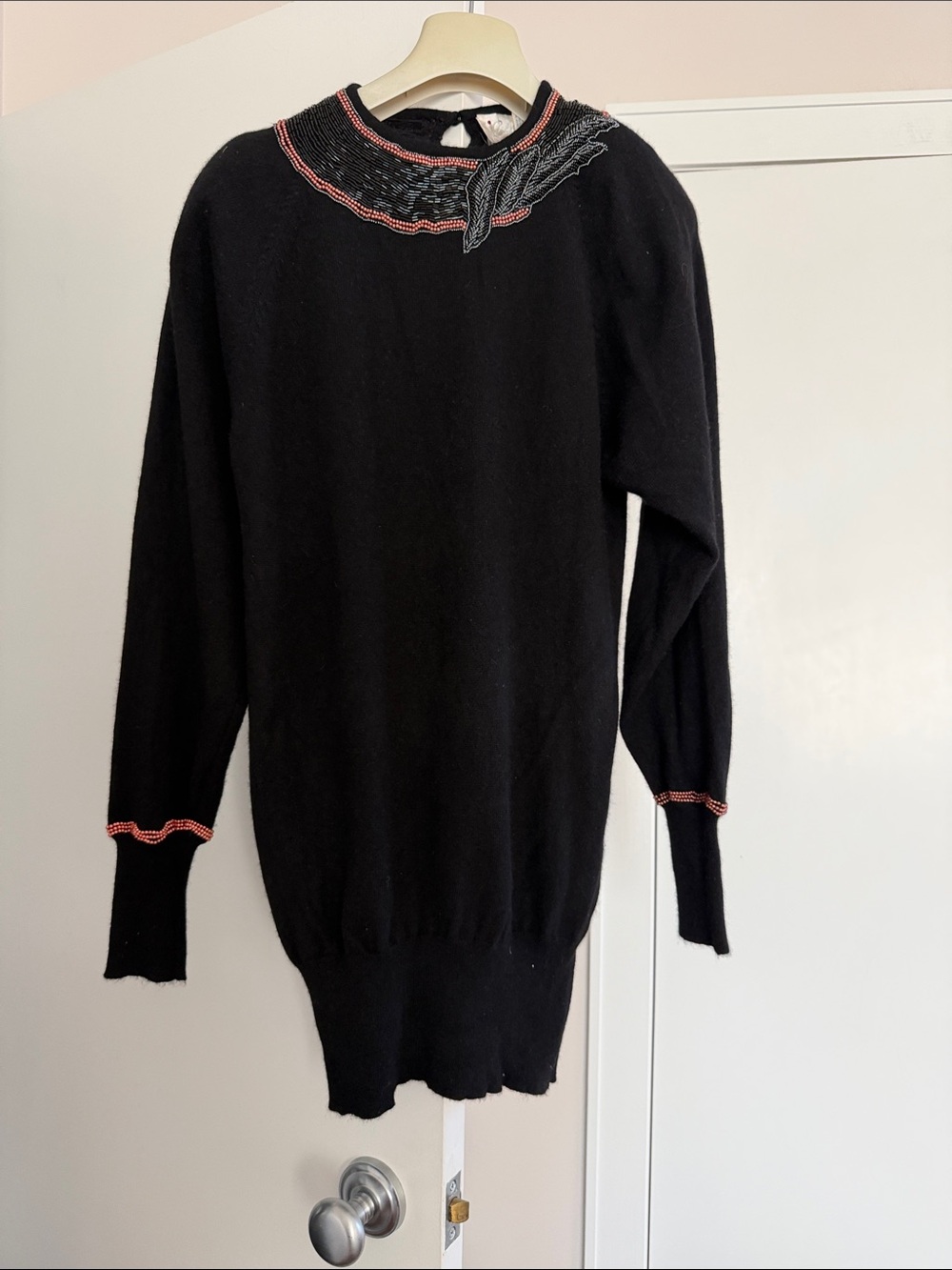Belford Black cashmere vintage beaded embellished sweater  Tunic Women Size:M

S